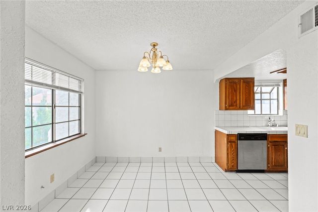 5105 Eldora Avenue 4, Las Vegas, NV 89146