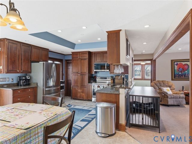 8416 Arnold Rd, Mechanicsville, VA 23111