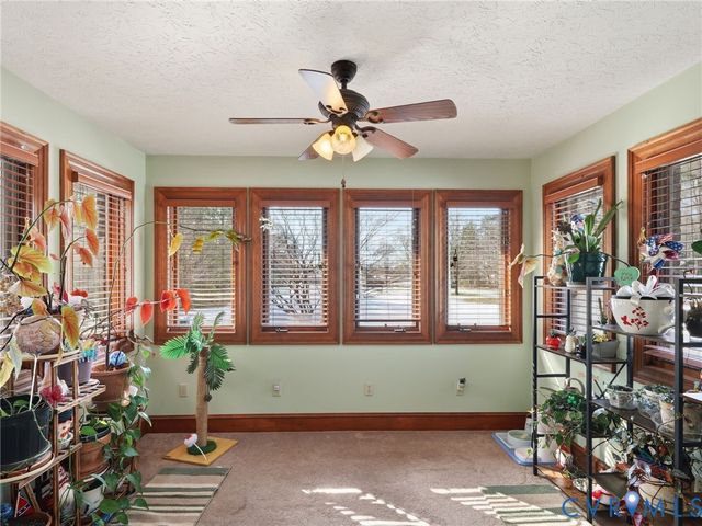 8416 Arnold Rd, Mechanicsville, VA 23111