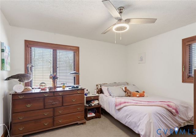 8416 Arnold Rd, Mechanicsville, VA 23111