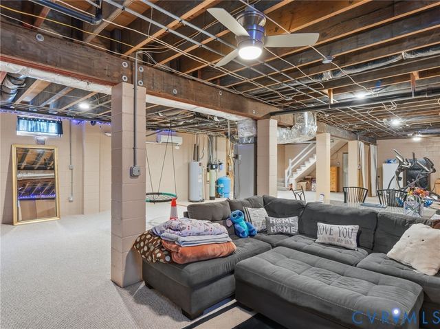 8416 Arnold Rd, Mechanicsville, VA 23111