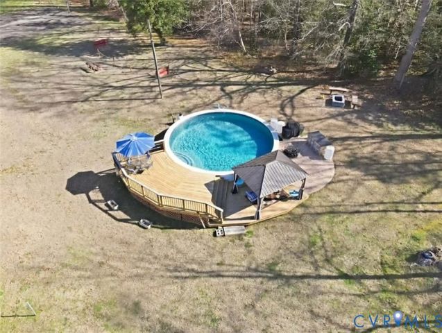 8416 Arnold Rd, Mechanicsville, VA 23111