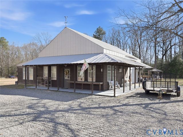 8416 Arnold Rd, Mechanicsville, VA 23111