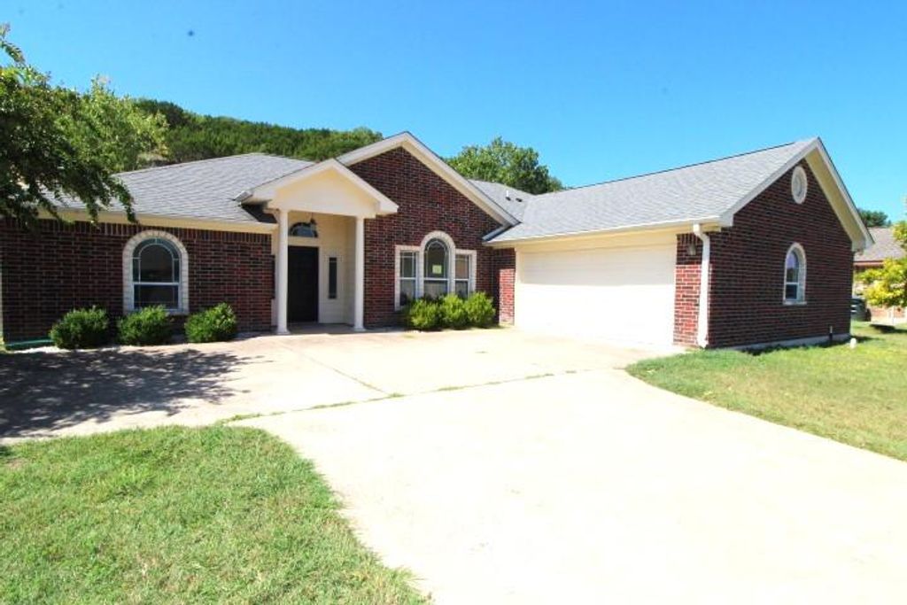 2003 Walker Place BLVD, Copperas Cove, TX 76522