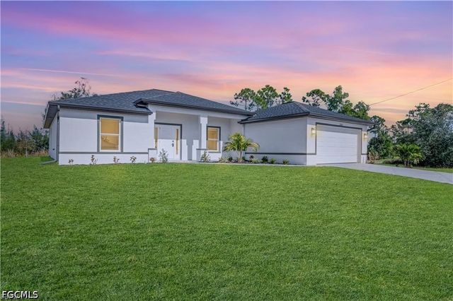 4110 NE 23rd PL, Cape Coral, FL 33909