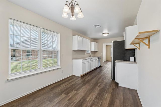 637 SW 11th Street, Blanchard, OK 73010