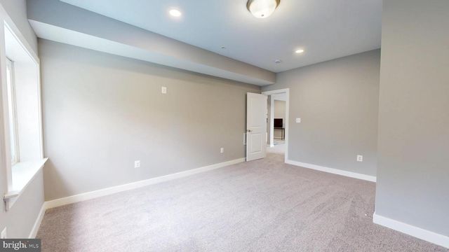 6516 GOLDEN RING RD, Rosedale, MD 21237