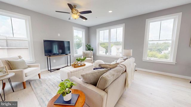 6516 GOLDEN RING RD, Rosedale, MD 21237