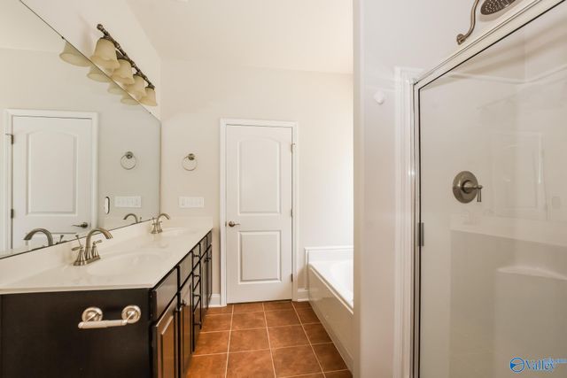 128 Lazy Oak Drive, New Market, AL 35761