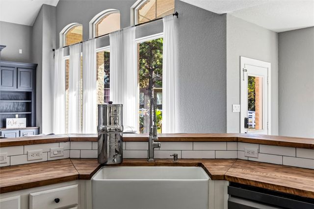 11601 King George Court, Montgomery, TX 77316