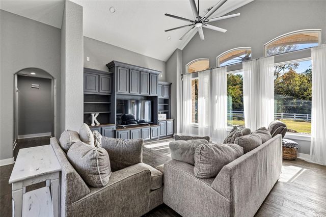 11601 King George Court, Montgomery, TX 77316