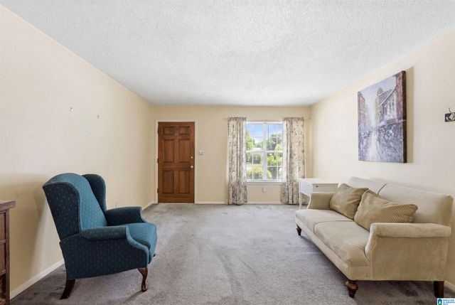 2831 Georgetown Dr Apt C, Hoover, AL 35216