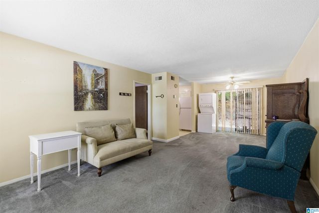 2831 Georgetown Dr Apt C, Hoover, AL 35216