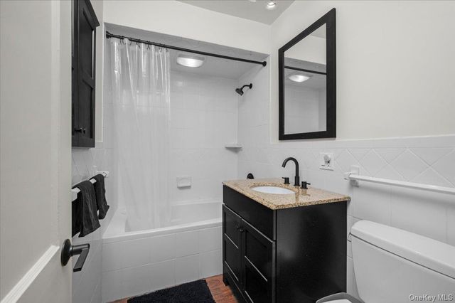 1325 Stoneybrook Avenue, Mamaroneck, NY 10543