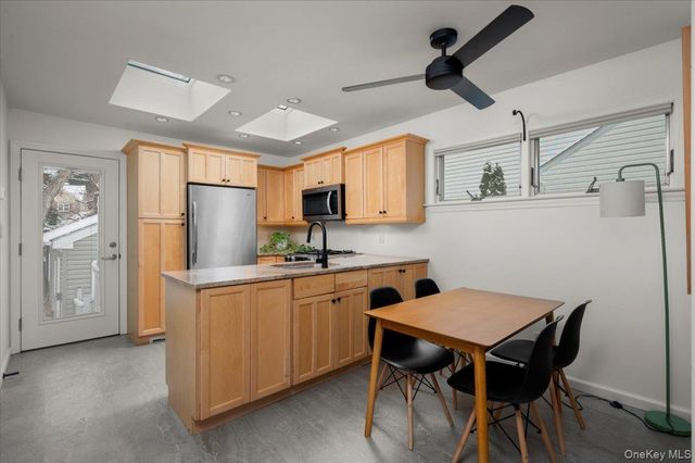 1325 Stoneybrook Avenue, Mamaroneck, NY 10543