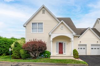 45 Heron View Road 45, New Fairfield, CT 06812