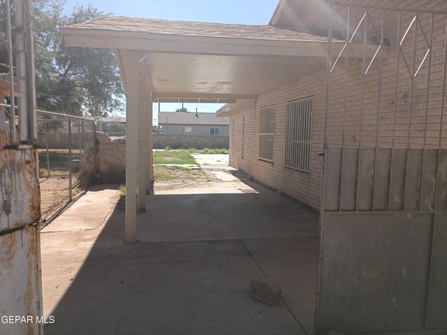 8108 LA PALOMA Circle, El Paso, TX 79907