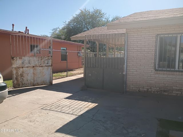 8108 LA PALOMA Circle, El Paso, TX 79907