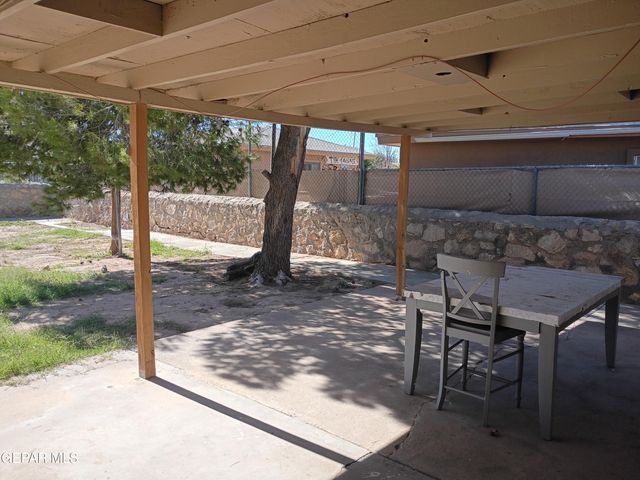8108 LA PALOMA Circle, El Paso, TX 79907