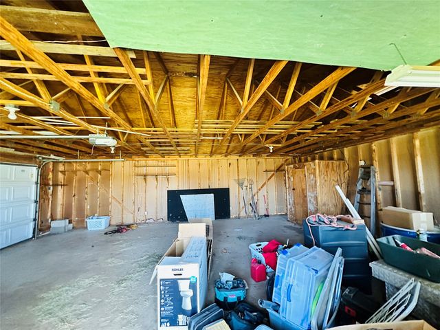 409 3rd Street, Blanket, TX 76432