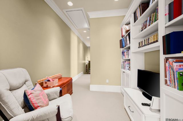 2207 Perkins Ln, Baton Rouge, LA 70808