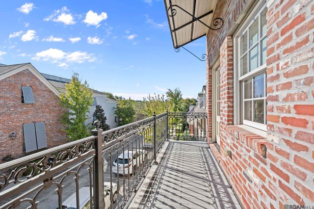 2207 Perkins Ln, Baton Rouge, LA 70808