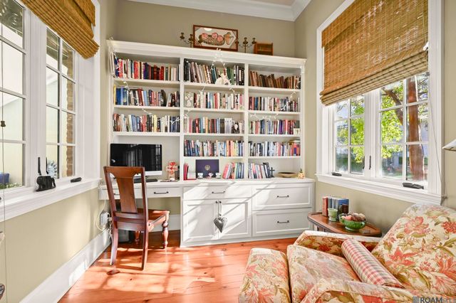 2207 Perkins Ln, Baton Rouge, LA 70808