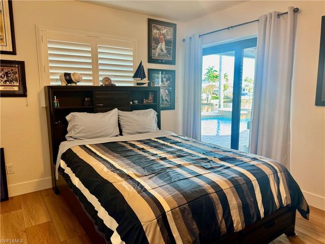 5241 SW 2nd PL, Cape Coral, FL 33914