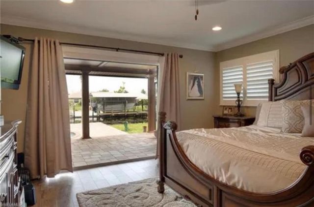 5241 SW 2nd PL, Cape Coral, FL 33914