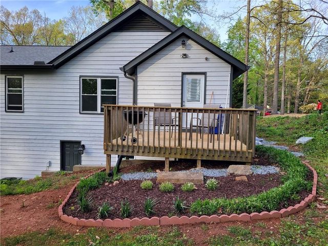 5027 Post Road Court, Stone Mountain, GA 30088