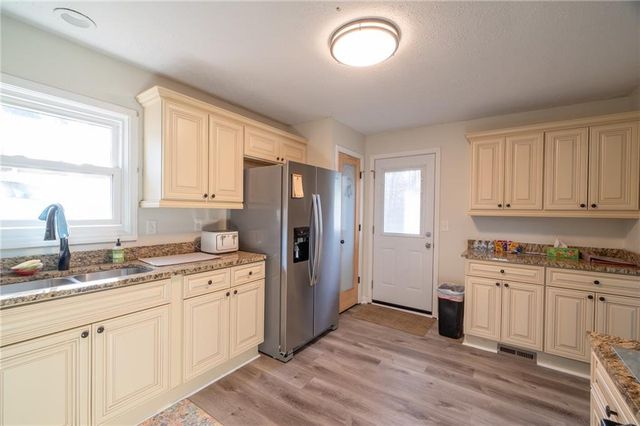 5027 Post Road Court, Stone Mountain, GA 30088