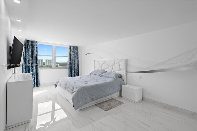 250 174th St 1803, Sunny Isles Beach, FL 33160