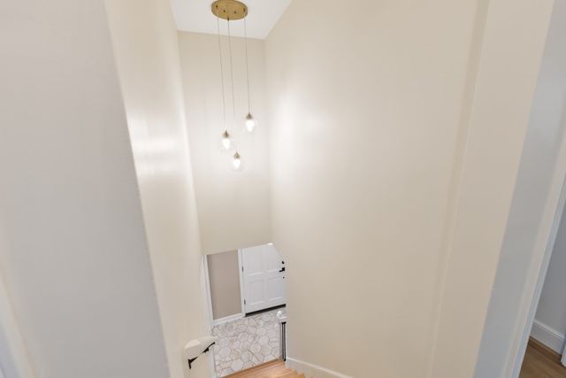 54 Checkerberry Ln, Framingham, MA 01702