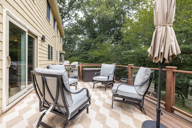 54 Checkerberry Ln, Framingham, MA 01702