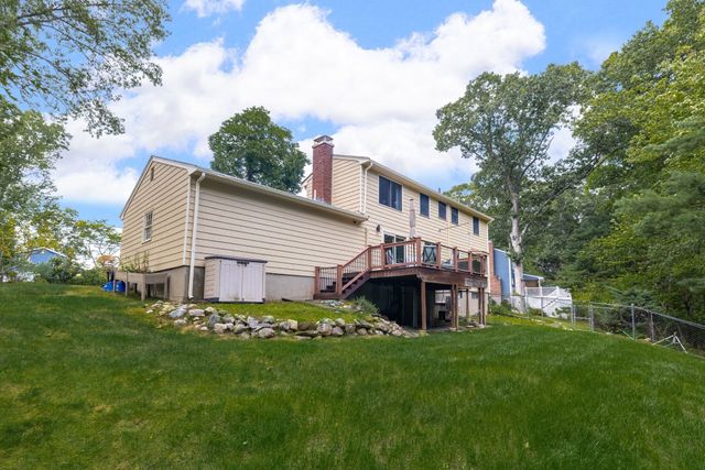 54 Checkerberry Ln, Framingham, MA 01702