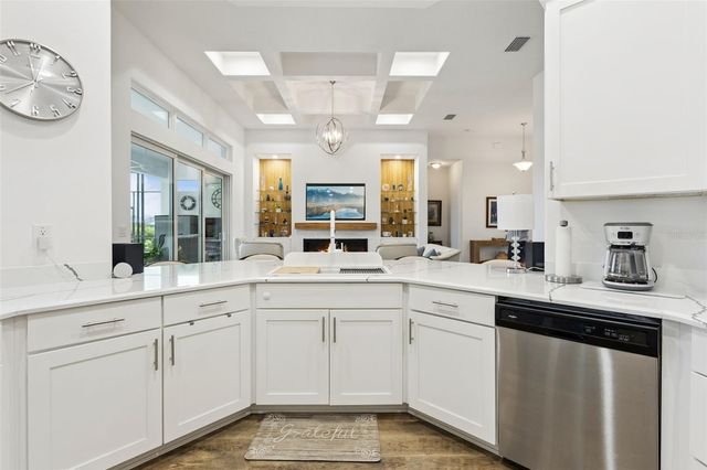 5141 GREENS DRIVE, Lady Lake, FL 32159