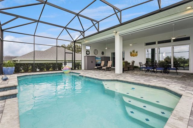 5141 GREENS DRIVE, Lady Lake, FL 32159