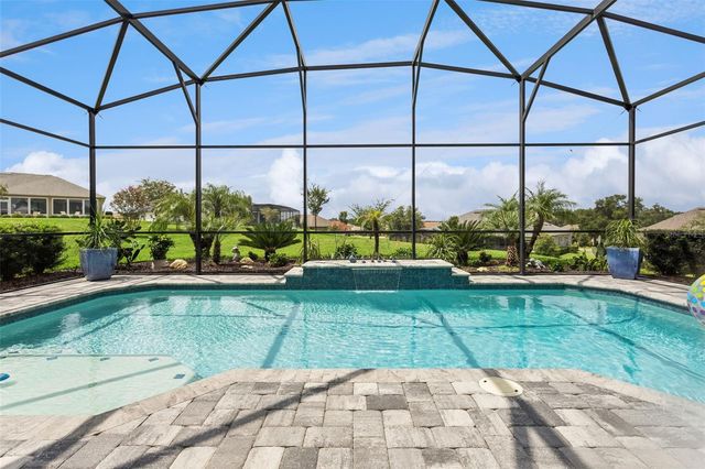 5141 GREENS DRIVE, Lady Lake, FL 32159