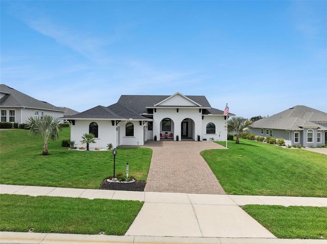 5141 GREENS DRIVE, Lady Lake, FL 32159