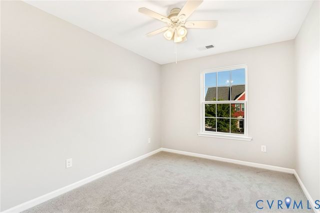 8926 Ringview Dr, Mechanicsville, VA 23116