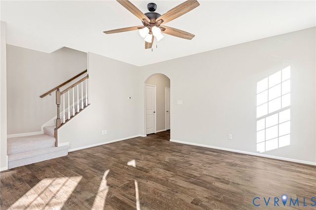 8926 Ringview Dr, Mechanicsville, VA 23116