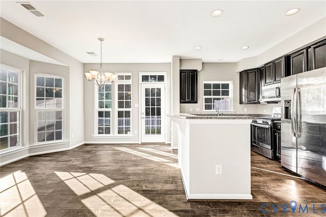 8926 Ringview Dr, Mechanicsville, VA 23116