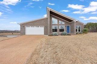 260 Natures Trl, Huntingdon, TN 38344