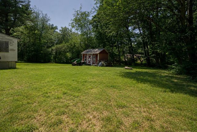 8 Acre Street, Raymond, NH 03077