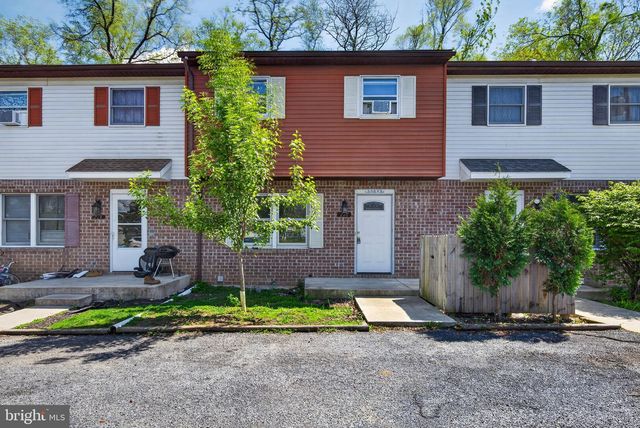216 MARION AVE, Carlisle, PA 17013
