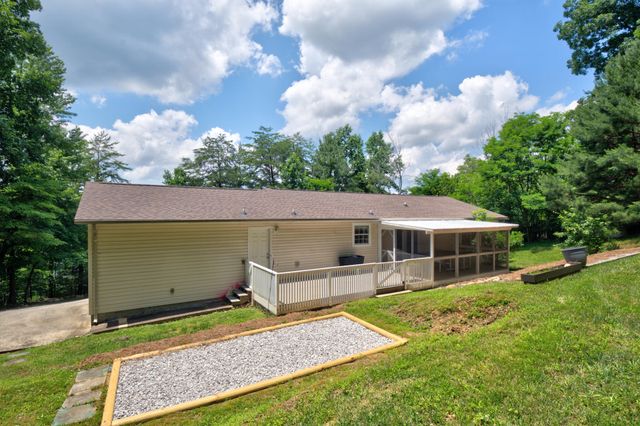 10718 Lonnie Lane, Ooltewah, TN 37363