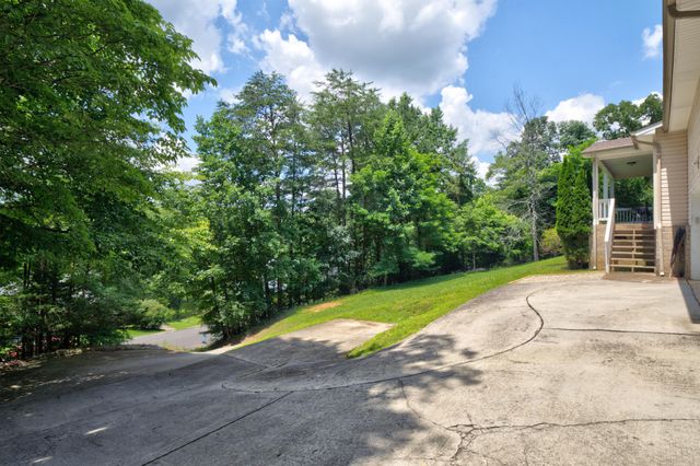 10718 Lonnie Lane, Ooltewah, TN 37363