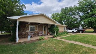 404 E 13th St, Harper, KS 67058