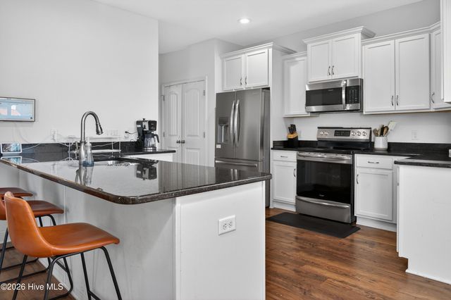 745 Heartwood Drive, Winnabow, NC 28479