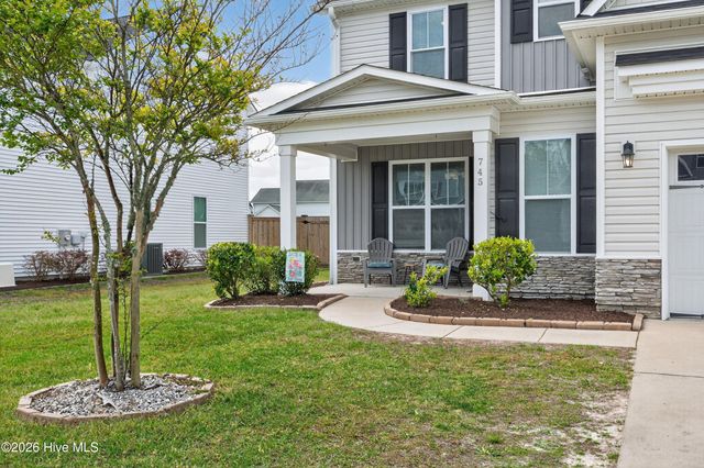 745 Heartwood Drive, Winnabow, NC 28479